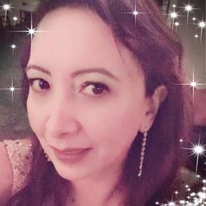 Meet your Posher, Alejandra